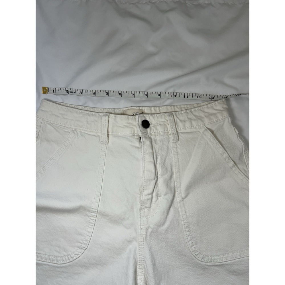 Women's Universal Thread Highest Rise Midi Shorts Cream/white Size 2/26 - Picture 2 of 5